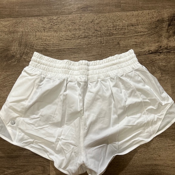lululemon athletica Pants - White hotty hot shorts